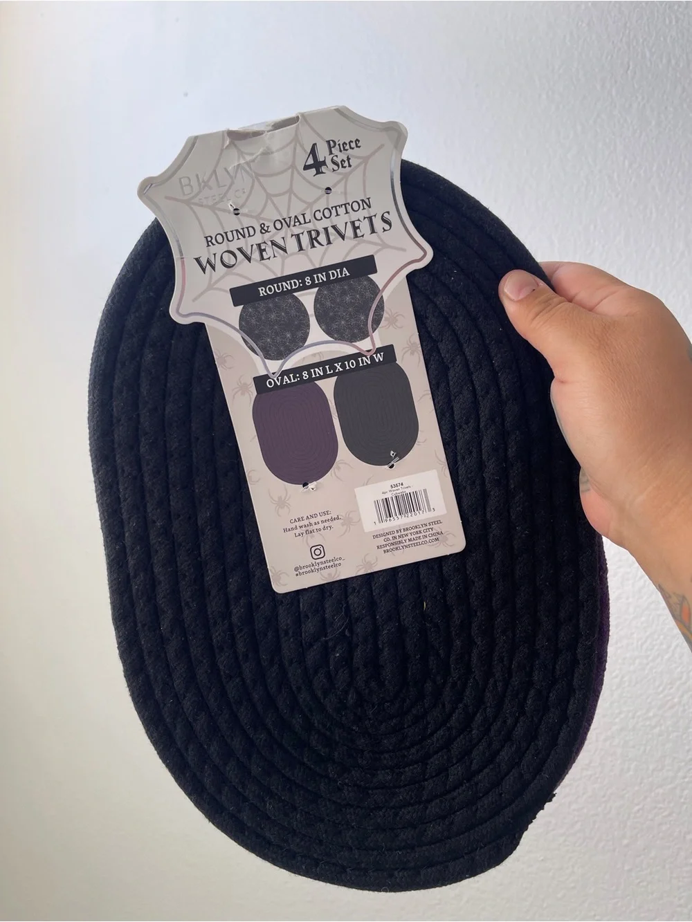 N/A set woven